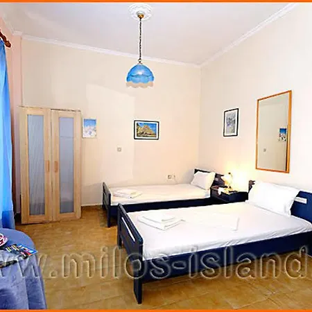 ホテル Christina Hotel, Adults Only, Heated Salt Water Pool