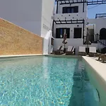 Christina Hotel, Adults Only, Heated Salt Water Pool ホテル