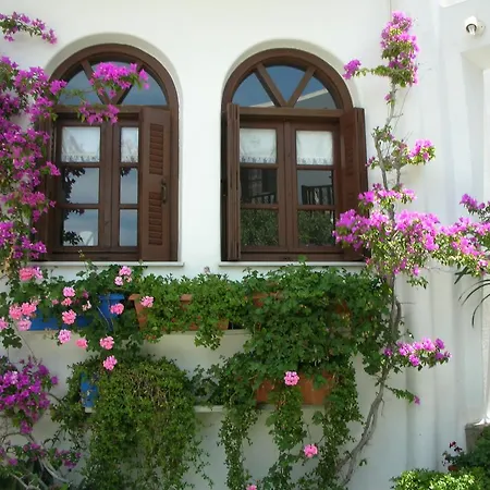 Christina Hotel, Adults Only, Heated Salt Water Pool 2*