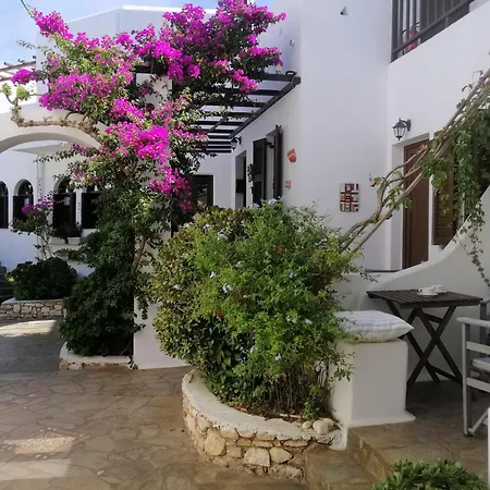 Отель Christina Hotel, Adults Only, Heated Salt Water Pool Науса