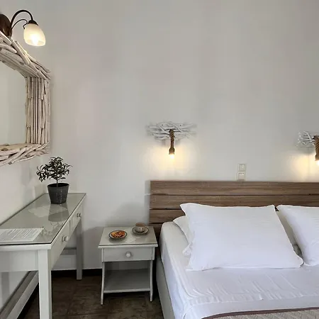 Christina Hotel, Adults Only, Heated Salt Water Pool Hotel 2*