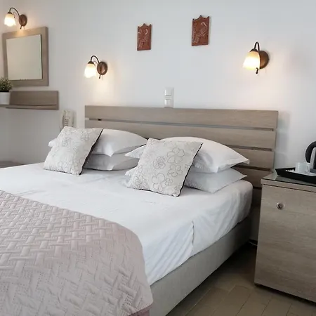 Christina Hotel, Adults Only, Heated Salt Water Pool 2*