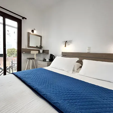 Christina Hotel, Adults Only, Heated Salt Water Pool 2* Náoussa