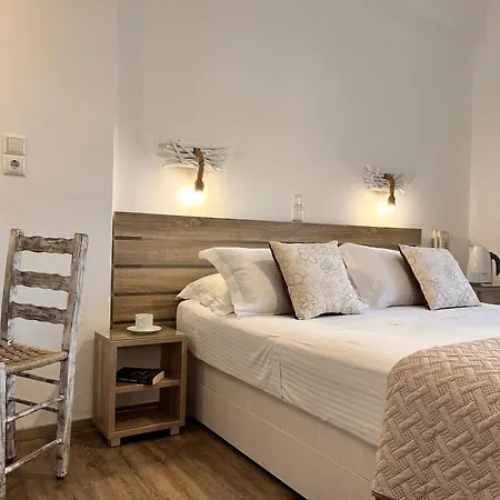 Отель Christina Hotel, Adults Only, Heated Salt Water Pool Науса