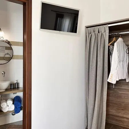 Christina Hotel, Adults Only, Heated Salt Water Pool 2* Naoussa