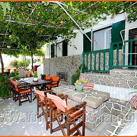Christina Hotel, Adults Only, Heated Salt Water Pool 2* Naousa