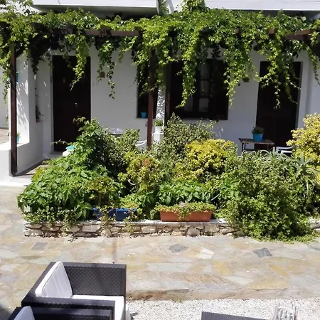 Christina Hotel, Adults Only, Heated Salt Water Pool Отель 2*