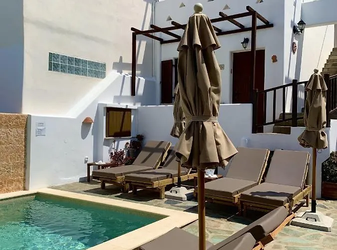 Christina Hotel, Adults Only, Heated Salt Water Pool 2*