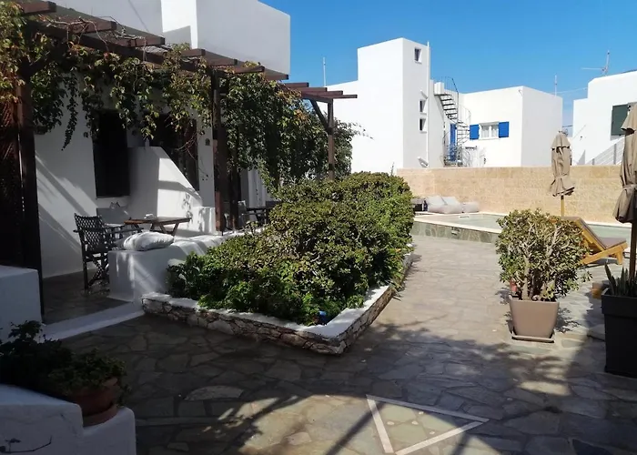 Otel Christina Hotel, Adults Only, Heated Salt Water Pool 2*