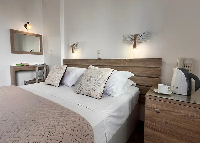 Christina Hotel, Adults Only, Heated Salt Water Pool Otel